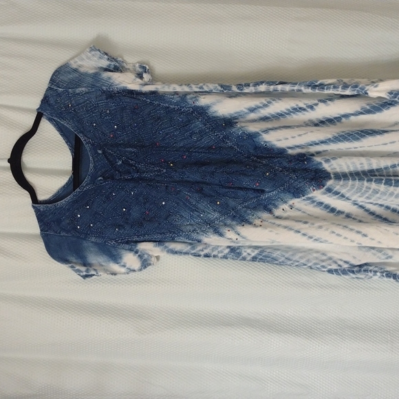 California Woman Dresses & Skirts - California Woman one size tie dye blue white dress